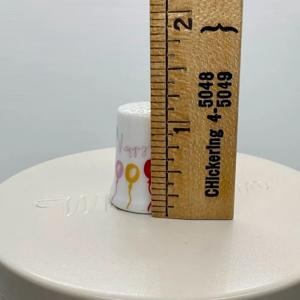 Vintage Made in Japan Birthday Balloon Ceramic Thimble – Excellent Condition
